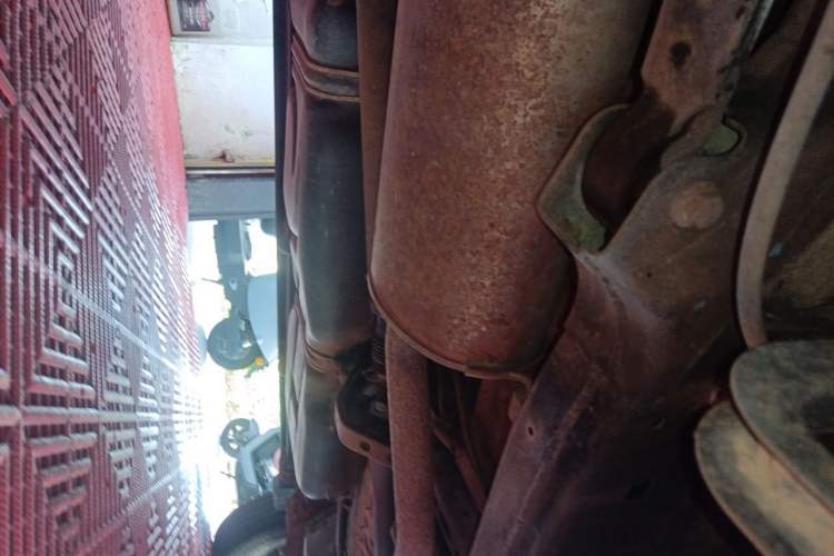 Used JMC Yuhu 7 2022 2.0T Manual Diesel Two-Wheel Drive Comfort Version Standard Wheelbase Chassis Rear Right