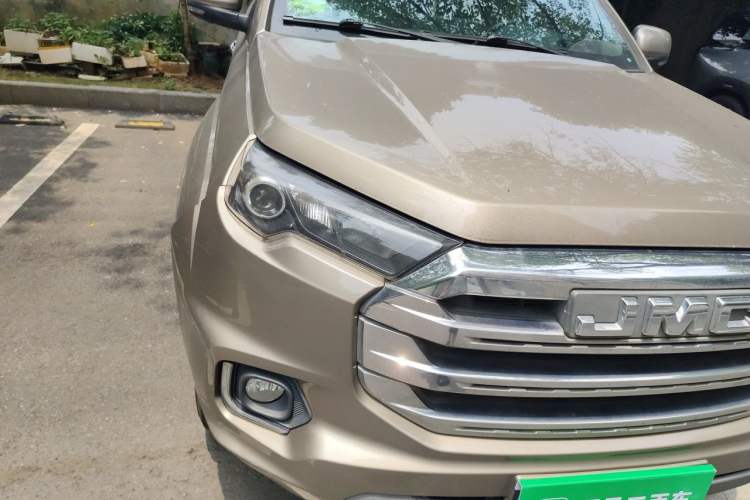 Used JMC Yuhu 7 2022 2.0T Automatic Diesel 4x4 Comfort Edition Standard Wheelbase Exterior 6
