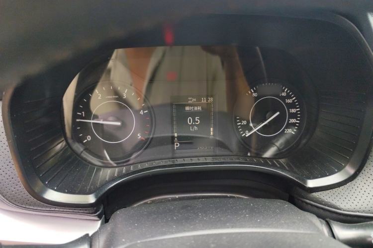 Used JMC Yuhu 7 2022 2.0T Automatic Diesel 4x4 Comfort Edition Standard Wheelbase Instrument Cluster