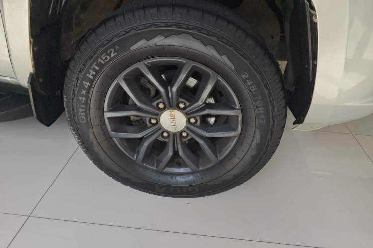 Used JMC Yuhu 7 2022 2.0T Manual Diesel Two-Wheel Drive Comfort Version Standard Wheelbase Right Front Wheel Hub