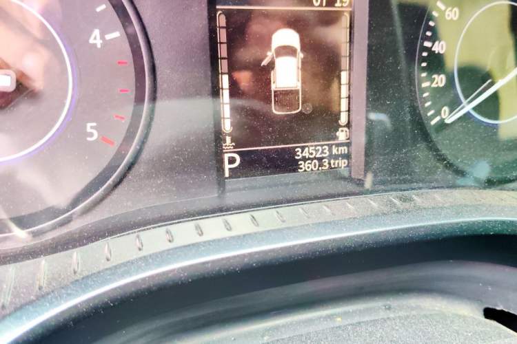 Used JMC Yuhu 7 2022 2.0T Automatic Diesel Two-Wheel Drive Comfort Version Standard Wheelbase Odometer Close Up