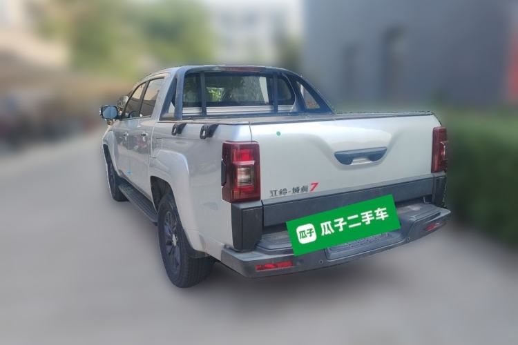 Used JMC Yuhu 7 2022 2.0T Manual Diesel Two-Wheel Drive Comfort Version Standard Wheelbase Rear Left 45 Deg