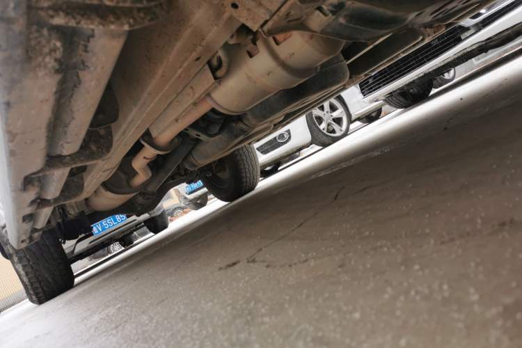 Used JMC Yuhu 7 2022 2.0T Automatic Diesel 4x4 Comfort Plus Long Wheelbase Right Side Sill