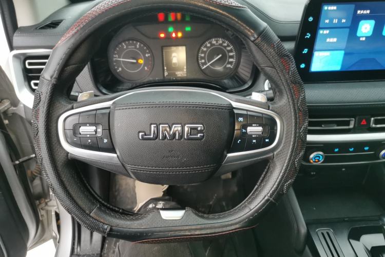 Used JMC Yuhu 7 2022 2.0T Automatic Diesel 4x4 Comfort Plus Long Wheelbase Steering Wheel