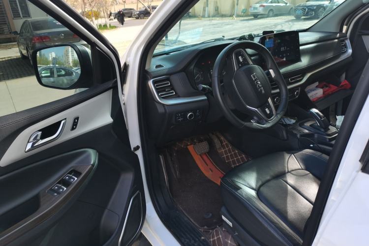 Used JMC Yuhu 7 2022 2.0T Automatic Diesel 4x4 Comfort Edition Standard Wheelbase Driver Seat