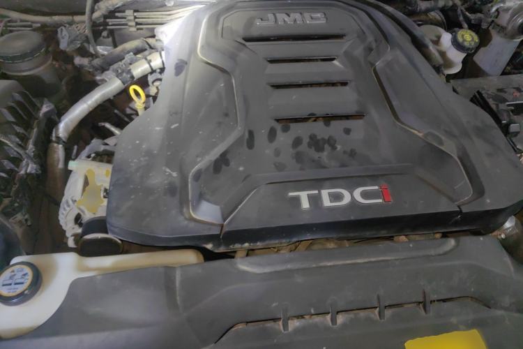 Used JMC Yuhu 7 2022 2.0T Manual Diesel 4x4 Comfort Version Standard Wheelbase Engine Bay