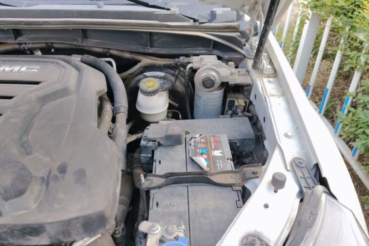 Used JMC Yuhu 7 2022 2.0T Automatic Diesel 4x4 Comfort Plus Long Wheelbase Engine Bay Left