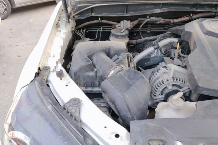 Used JMC Yuhu 7 2022 2.0T Automatic Diesel 4x4 Comfort Plus Long Wheelbase Engine Bay Right