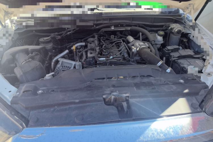 Used JMC Yuhu 7 2022 2.0T Manual Diesel Two-Wheel Drive Comfort Version Standard Wheelbase Engine Bay