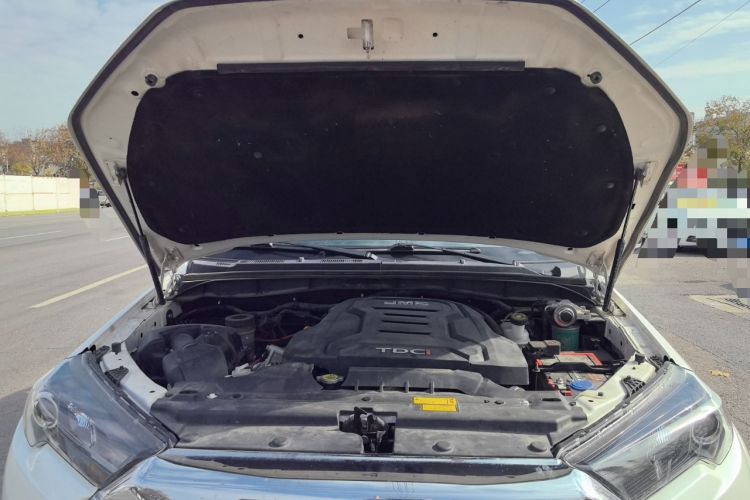 Used JMC Yuhu 7 2022 2.0T Automatic Diesel 4x4 Comfort Edition Standard Wheelbase Engine Bay