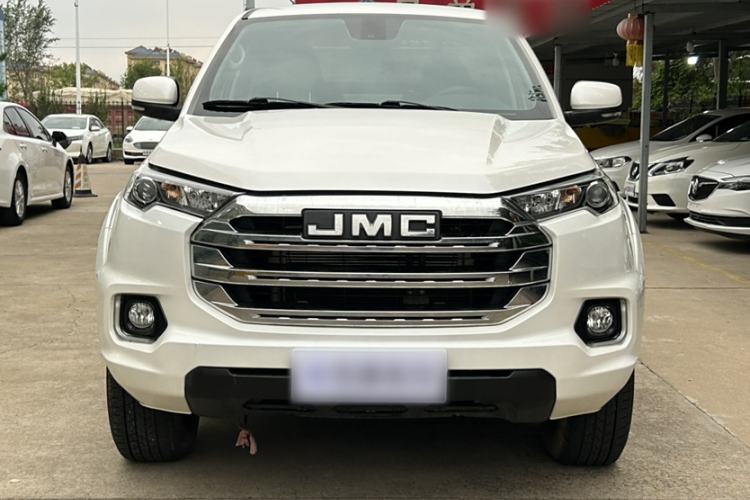 Used JMC Yuhu 7 2022 2.0T Automatic Diesel Two-Wheel Drive Comfort Plus Long Wheelbase Exterior 2