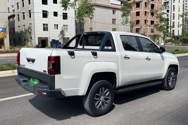 Used JMC Yuhu 7 2022 2.0T Manual Diesel 4x4 Comfort Version Standard Wheelbase Exterior 4