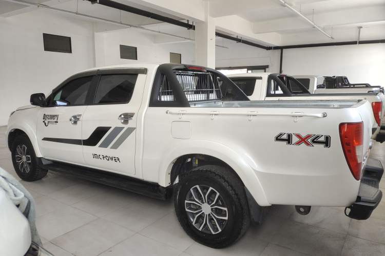 Used JMC Yuhu 7 2022 2.0T Manual Diesel 4x4 Comfort Plus Long Wheelbase Exterior 5