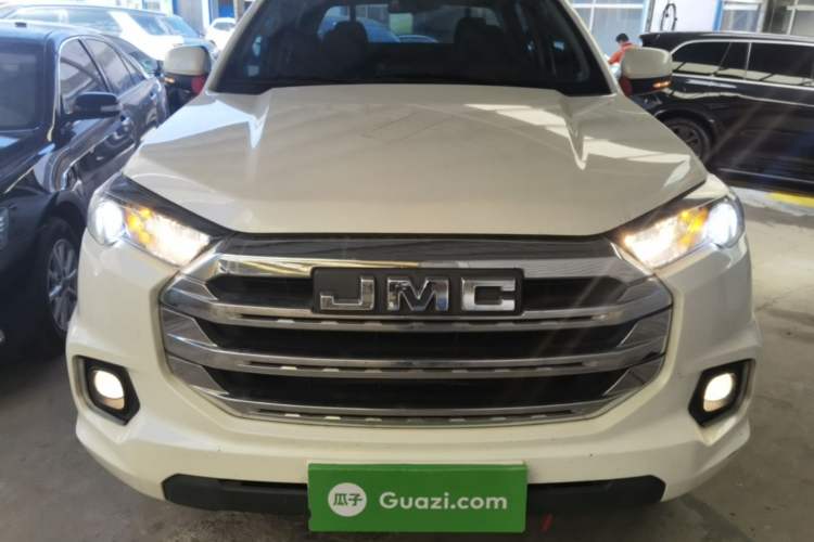 Used JMC Yuhu 7 2022 2.0T Manual Diesel Two-Wheel Drive Comfort Plus Long Wheelbase Front