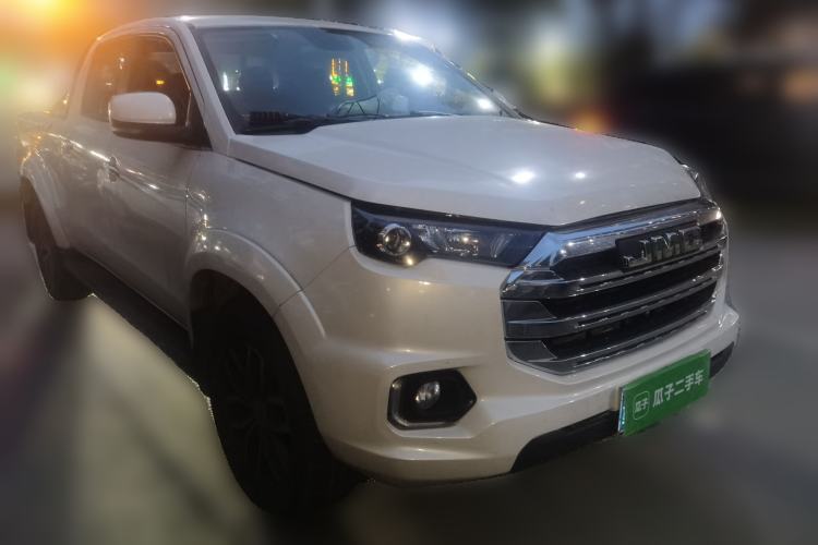 Used JMC Yuhu 7 2022 2.0T Automatic Gasoline 4x4 Comfort Plus Long Wheelbase JX4G20A6L Front Right 45 Deg