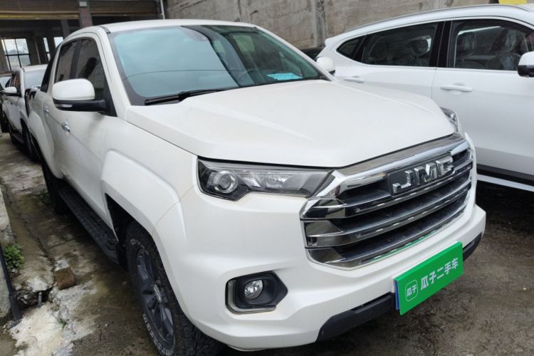 Used JMC Yuhu 7 2022 2.0T Automatic Diesel 4x4 Comfort Edition Standard Wheelbase Front Right 45 Deg