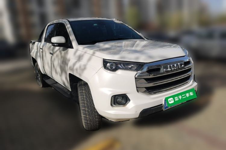 Used JMC Yuhu 7 2022 2.0T Automatic Diesel 4x4 Comfort Edition Standard Wheelbase Front Right 45 Deg