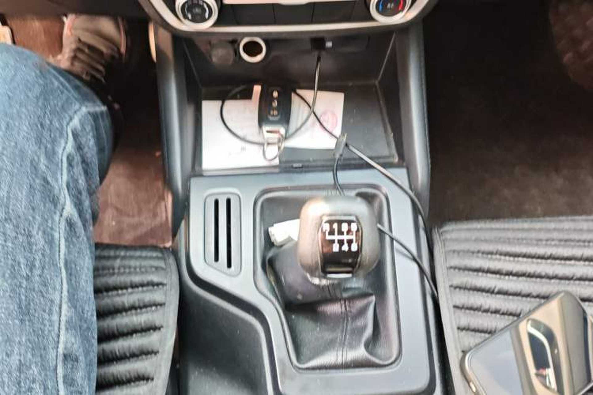 Used JMC Yuhu 7 2022 2.0T Manual Diesel Two-Wheel Drive Comfort Version Standard Wheelbase Gear Lever