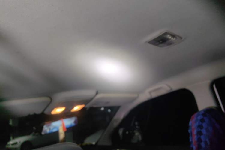 Used JMC Yuhu 7 2022 2.0T Manual Diesel 4x4 Comfort Version Standard Wheelbase Headliner