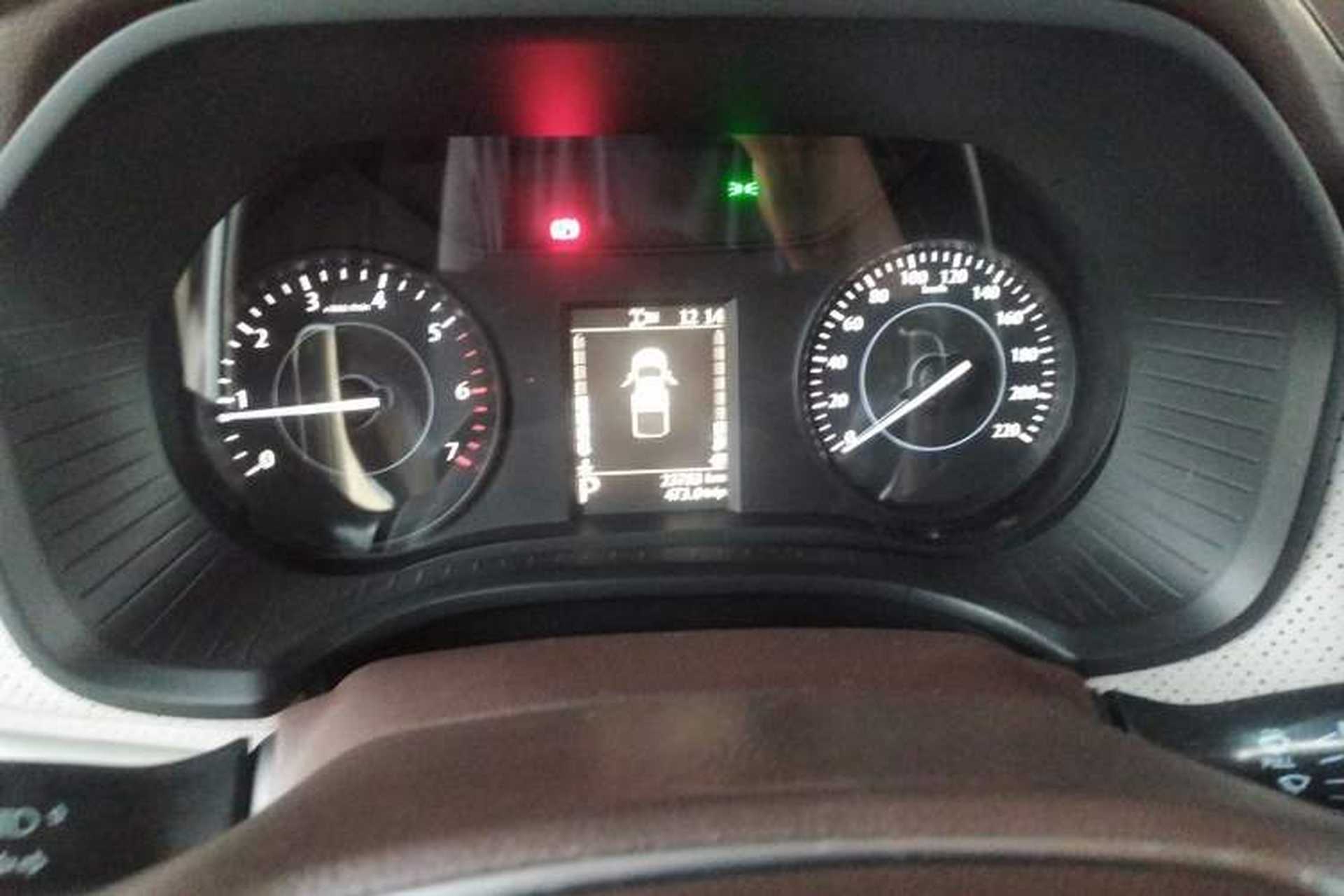 Used JMC Yuhu 7 2022 2.0T Automatic Gasoline 4x4 Comfort Edition Standard Wheelbase JX4G20A6L Instrument Cluster