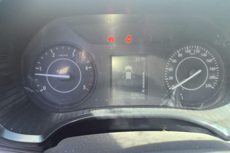 Used JMC Yuhu 7 2022 2.0T Manual Diesel Two-Wheel Drive Comfort Version Standard Wheelbase Instrument Cluster