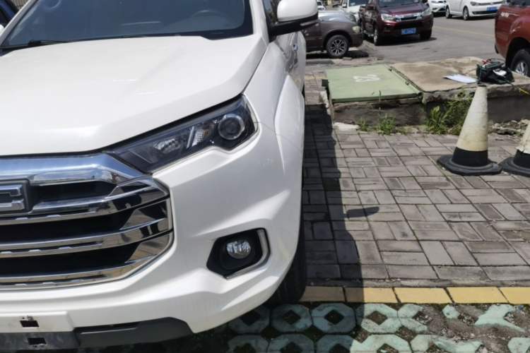 Used JMC Yuhu 7 2022 2.0T Manual Diesel 4x4 Comfort Version Standard Wheelbase Left Front Headlight