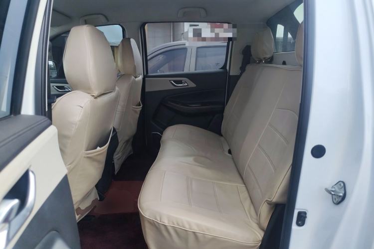Used JMC Yuhu 7 2022 2.0T Manual Diesel 4x4 Comfort Version Standard Wheelbase Left Rear Seat