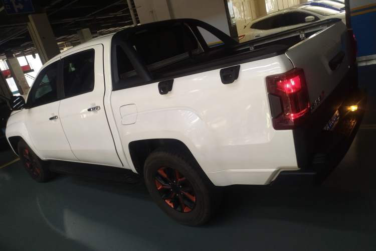 Used JMC Yuhu 7 2022 2.0T Automatic Gasoline 4x4 Comfort Edition Standard Wheelbase JX4G20A6L Left Side