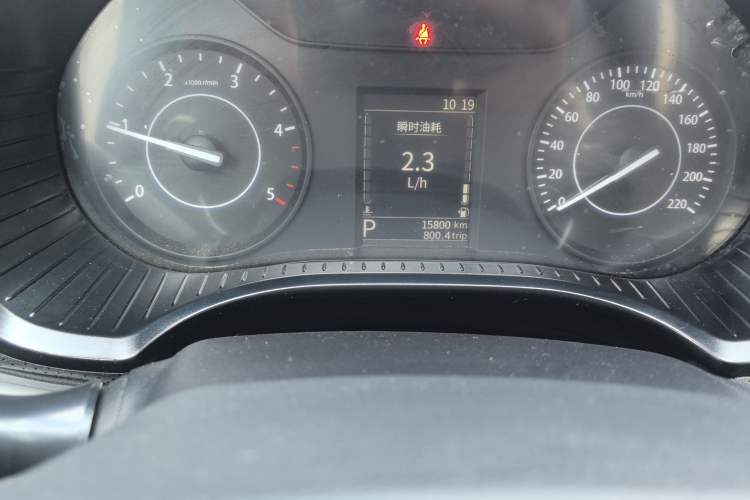 Used JMC Yuhu 7 2022 2.0T Automatic Diesel Two-Wheel Drive Comfort Plus Long Wheelbase Odometer Close Up