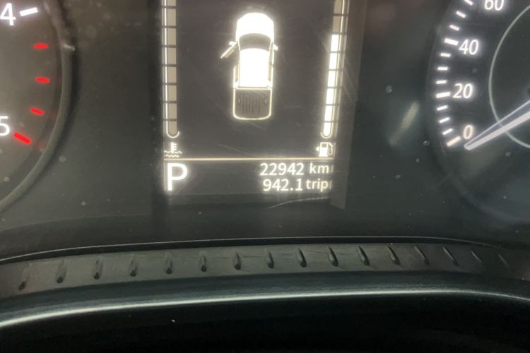 Used JMC Yuhu 7 2022 2.0T Automatic Diesel Two-Wheel Drive Comfort Plus Long Wheelbase Odometer Close Up
