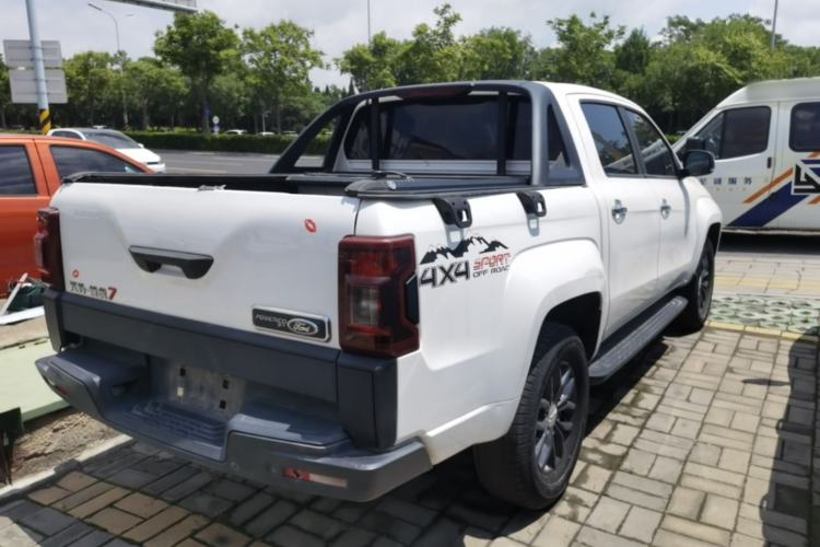 Used JMC Yuhu 7 2022 2.0T Manual Diesel 4x4 Comfort Version Standard Wheelbase Rear Right 45 Deg