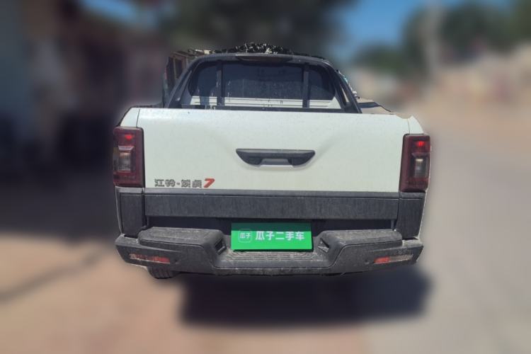 Used JMC Yuhu 7 2022 2.0T Manual Diesel Two-Wheel Drive Comfort Version Standard Wheelbase Rear