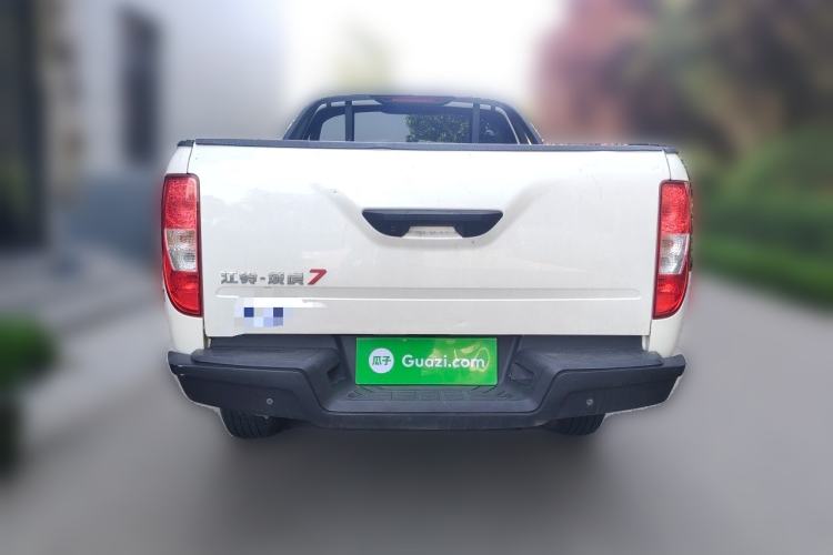 Used JMC Yuhu 7 2022 2.0T Automatic Diesel Two-Wheel Drive Comfort Plus Long Wheelbase Rear