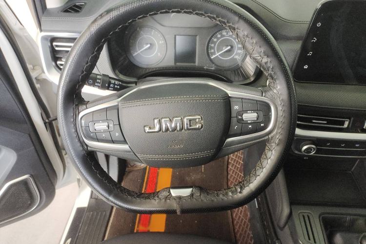 Used JMC Yuhu 7 2022 2.0T Manual Diesel 4x4 Comfort Plus Long Wheelbase Steering Wheel