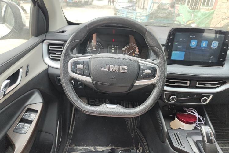 Used JMC Yuhu 7 2022 2.0T Automatic Diesel 4x4 Comfort Plus Long Wheelbase Steering Wheel