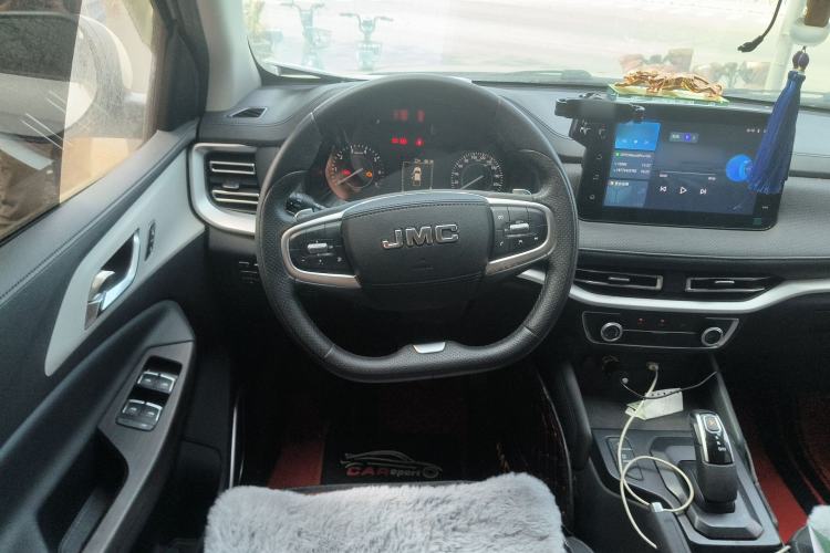Used JMC Yuhu 7 2022 2.0T Automatic Gasoline 4x4 Comfort Edition Standard Wheelbase JX4G20A6L Steering Wheel