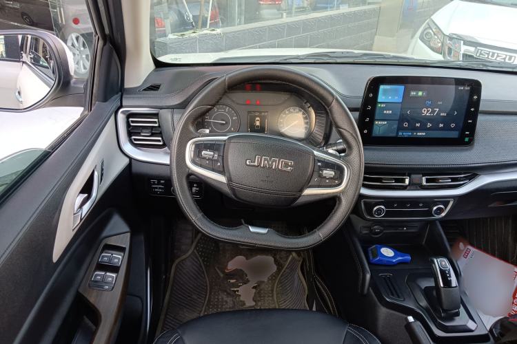 Used JMC Yuhu 7 2022 2.0T Automatic Diesel 4x4 Comfort Plus Long Wheelbase Steering Wheel