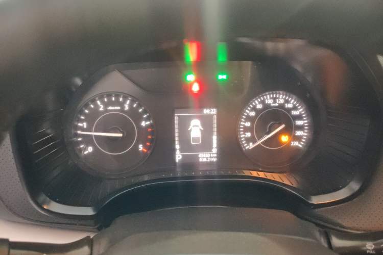Used JMC Yuhu 7 2022 2.0T Automatic Diesel Two-Wheel Drive Comfort Plus Long Wheelbase Instrument Cluster