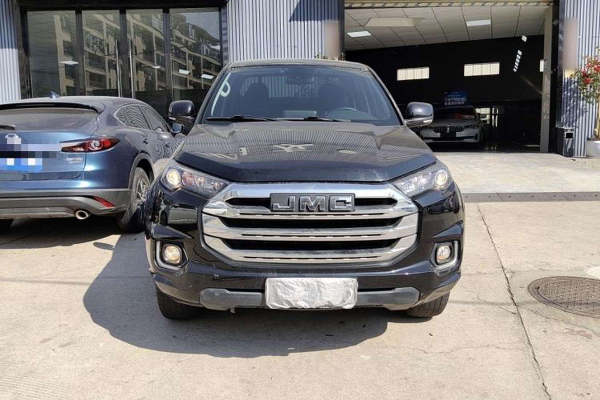 Used JMC Yuhu 7 2023 2.0T Automatic Diesel Two-Wheel Drive Comfort Version Standard Wheelbase Exterior 1
