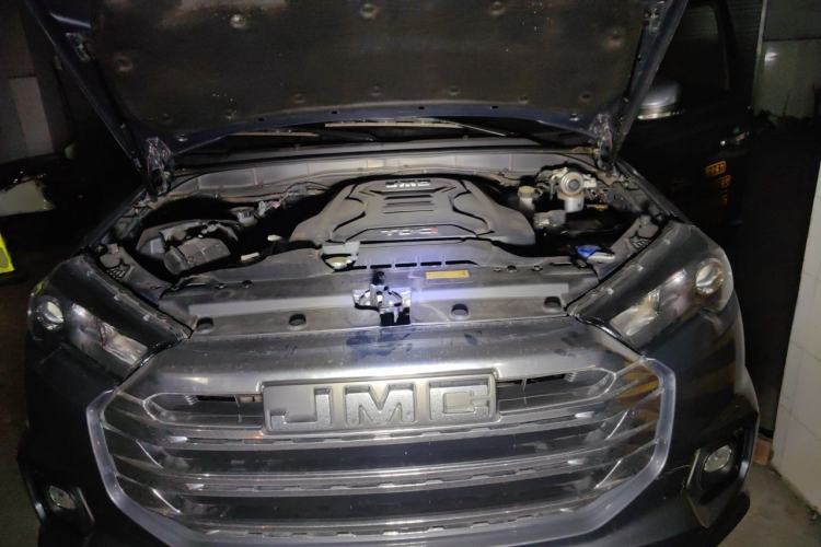 Used JMC Yuhu 7 2023 2.0T Manual Diesel 4x4 Comfort Plus Long Wheelbase Engine Bay