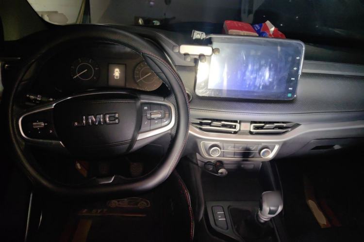 Used JMC Yuhu 7 2023 2.0T Manual Diesel 4x4 Comfort Plus Long Wheelbase Steering Wheel