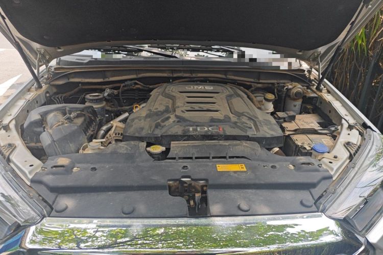 Used JMC Yuhu 7 2023 2.0T Manual Diesel 4x4 Comfort Plus Long Wheelbase Engine Bay