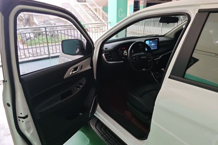 Used JMC Yuhu 7 2023 2.0T Automatic Diesel Two-Wheel Drive Comfort Version Standard Wheelbase Driver Seat