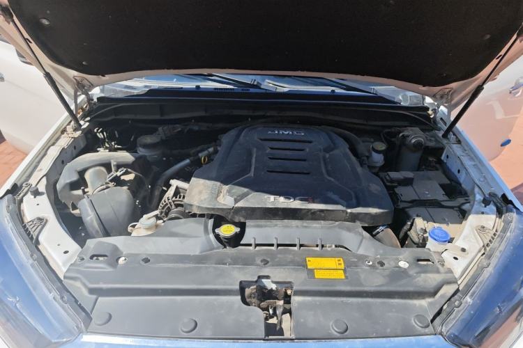 Used JMC Yuhu 7  Engine Bay
