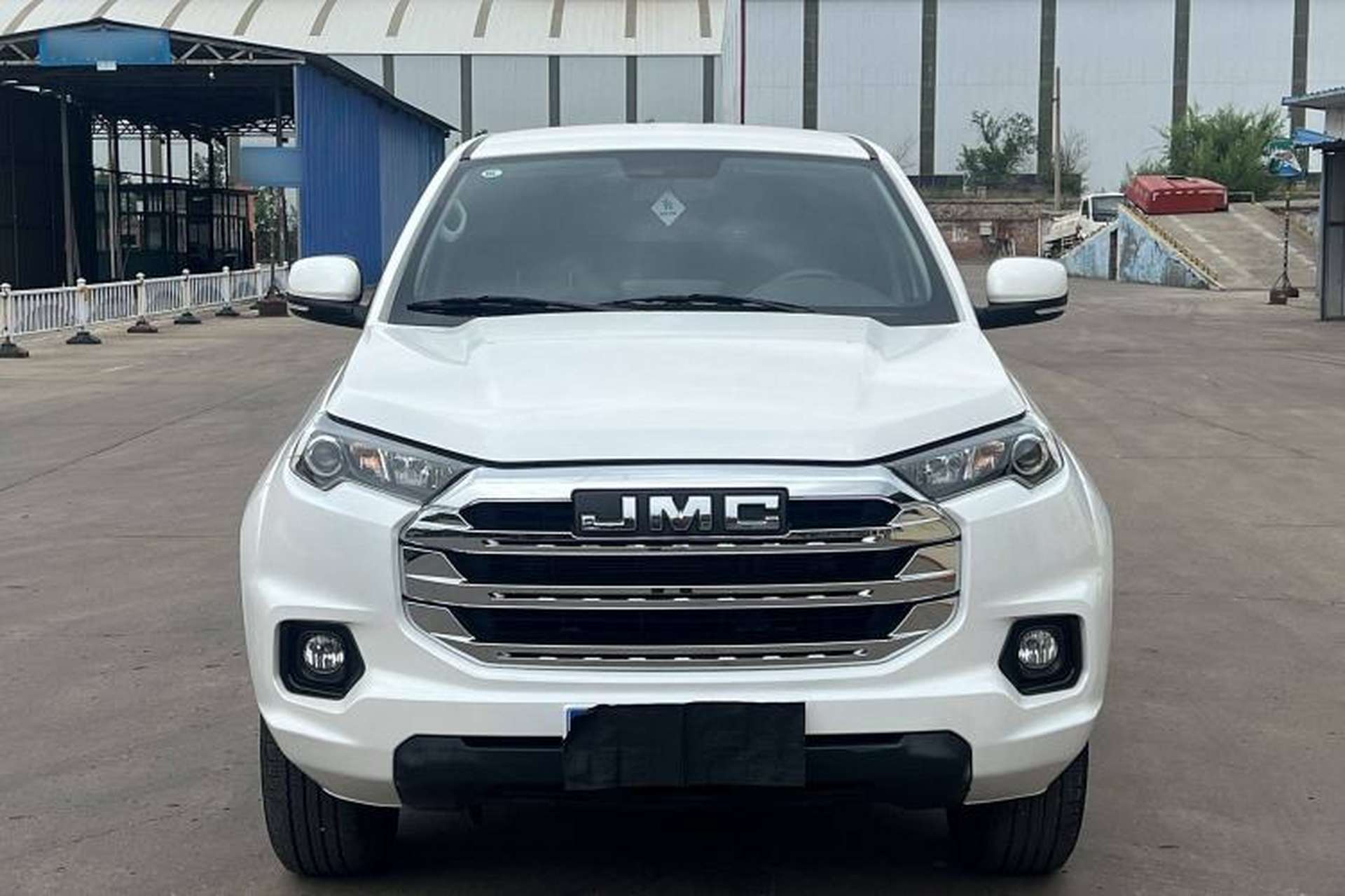 Used JMC Yuhu 7 2023 2.0T Automatic Gasoline 4x4 Comfort Edition Standard Wheelbase Exterior 1