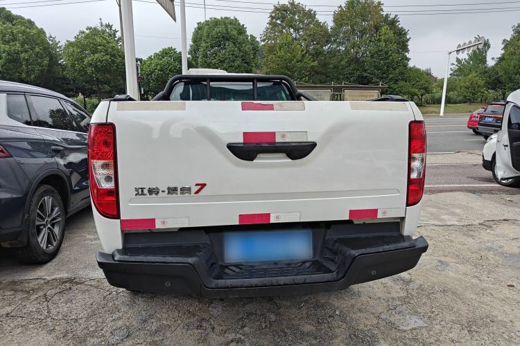 Used JMC Yuhu 7 2023 2.0T Automatic Diesel 4x4 Comfort Plus Long Wheelbase Exterior 3