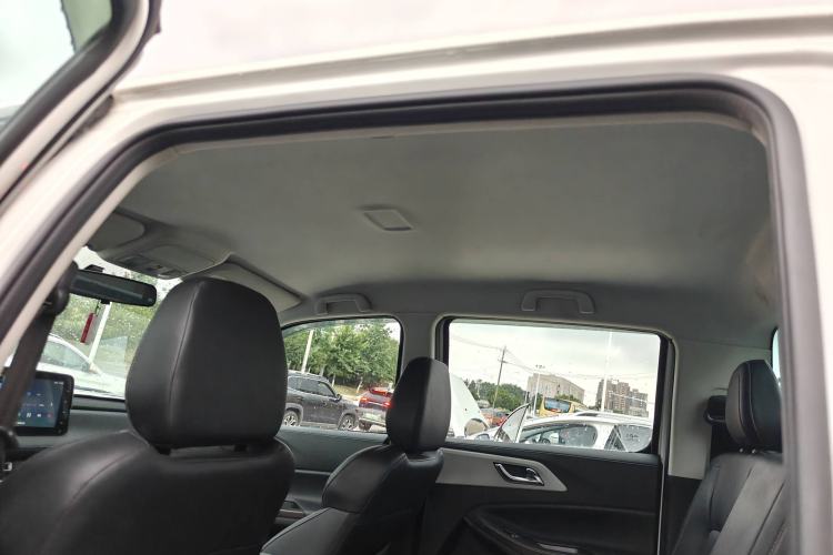 Used JMC Yuhu 7 2023 2.0T Automatic Diesel 4x4 Comfort Plus Long Wheelbase Exterior 5