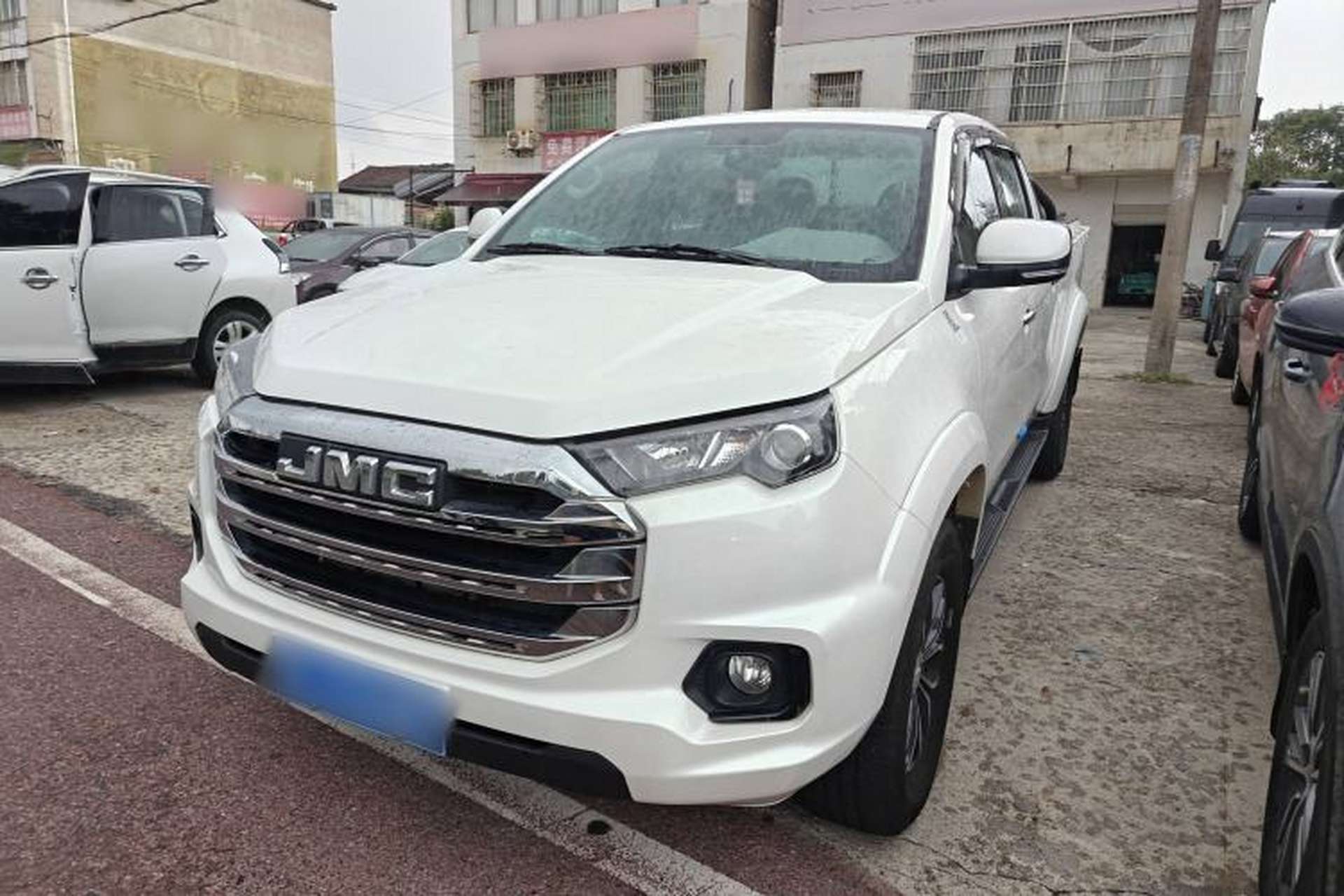 Used JMC Yuhu 7 2023 2.0T Automatic Diesel 4x4 Comfort Plus Long Wheelbase Front Left 45 Deg