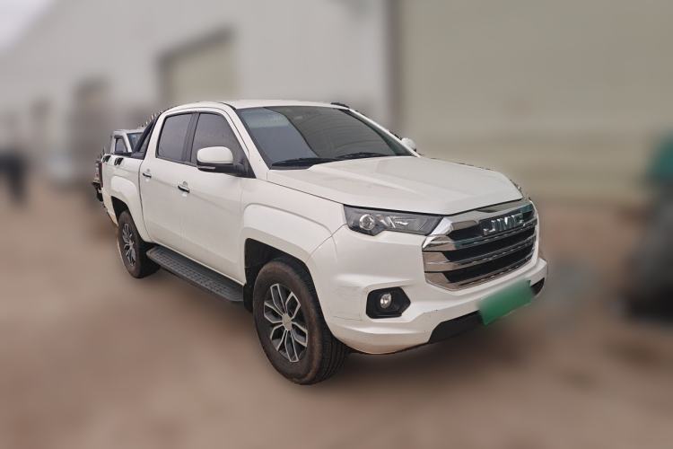Used JMC Yuhu 7 2023 2.0T Automatic Diesel 4x4 Comfort Version Standard Wheelbase Front Right 45 Deg