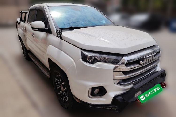 Used JMC Yuhu 7 2023 2.0T Manual Diesel 4x4 Comfort Version Standard Wheelbase Front Right 45 Deg